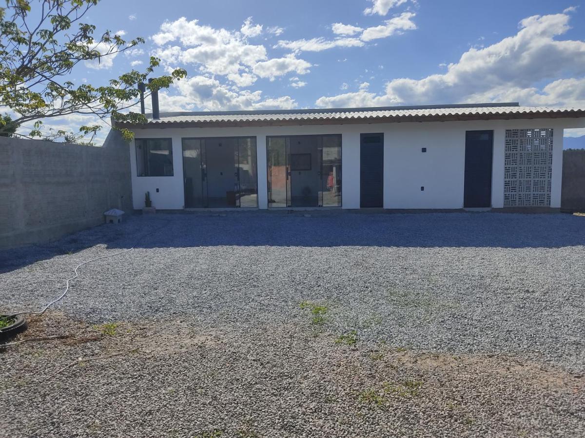 Casas Do Manezinho Com Piscina Villa กวาร์ดาโดเอมบาอู ภายนอก รูปภาพ